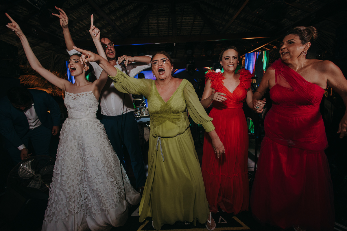 Casamento em Milagres, superclick, noivas, casamento em praia, casamento de dia