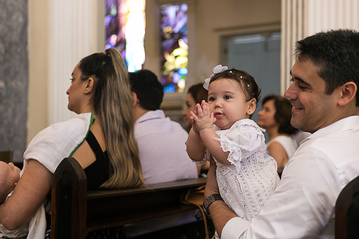Batizado Maya na igreja das graças em Recife Pernambuco foto de Claudio Cerri para o Super Click