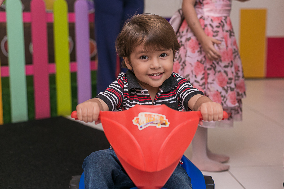 Aniversário infantil no buffet Donna Festa recife fotografia Claudio Cerri para o Super Click