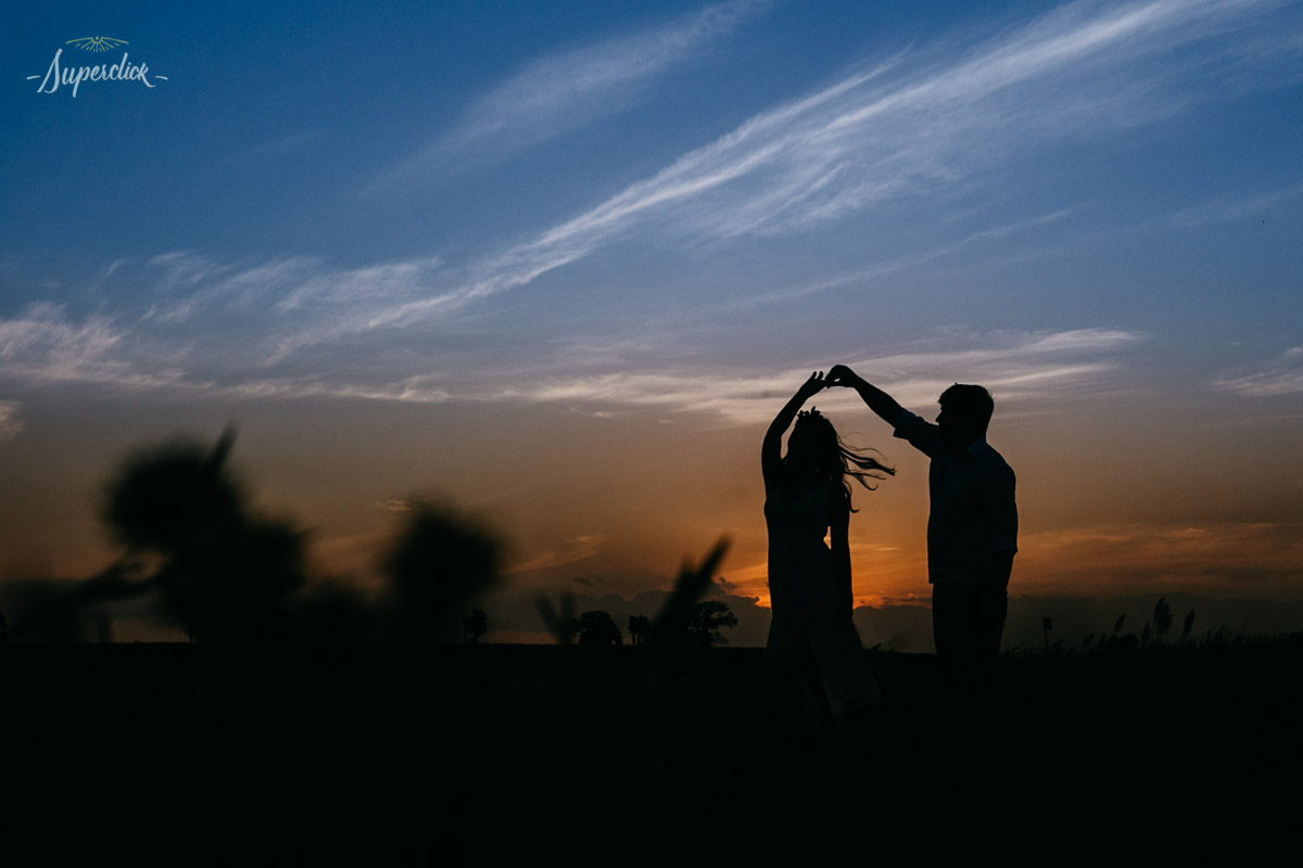 ensaio Casal Pre wedding na casa de campo de Gabriela e Sylvio pelo SuperClick