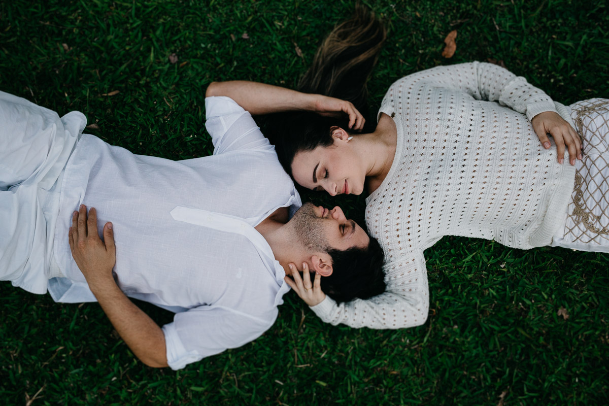 ensaio Casal Pre wedding na oficina Francisco Brennand em Recife de Swhellem e Lucas pelo SuperClick