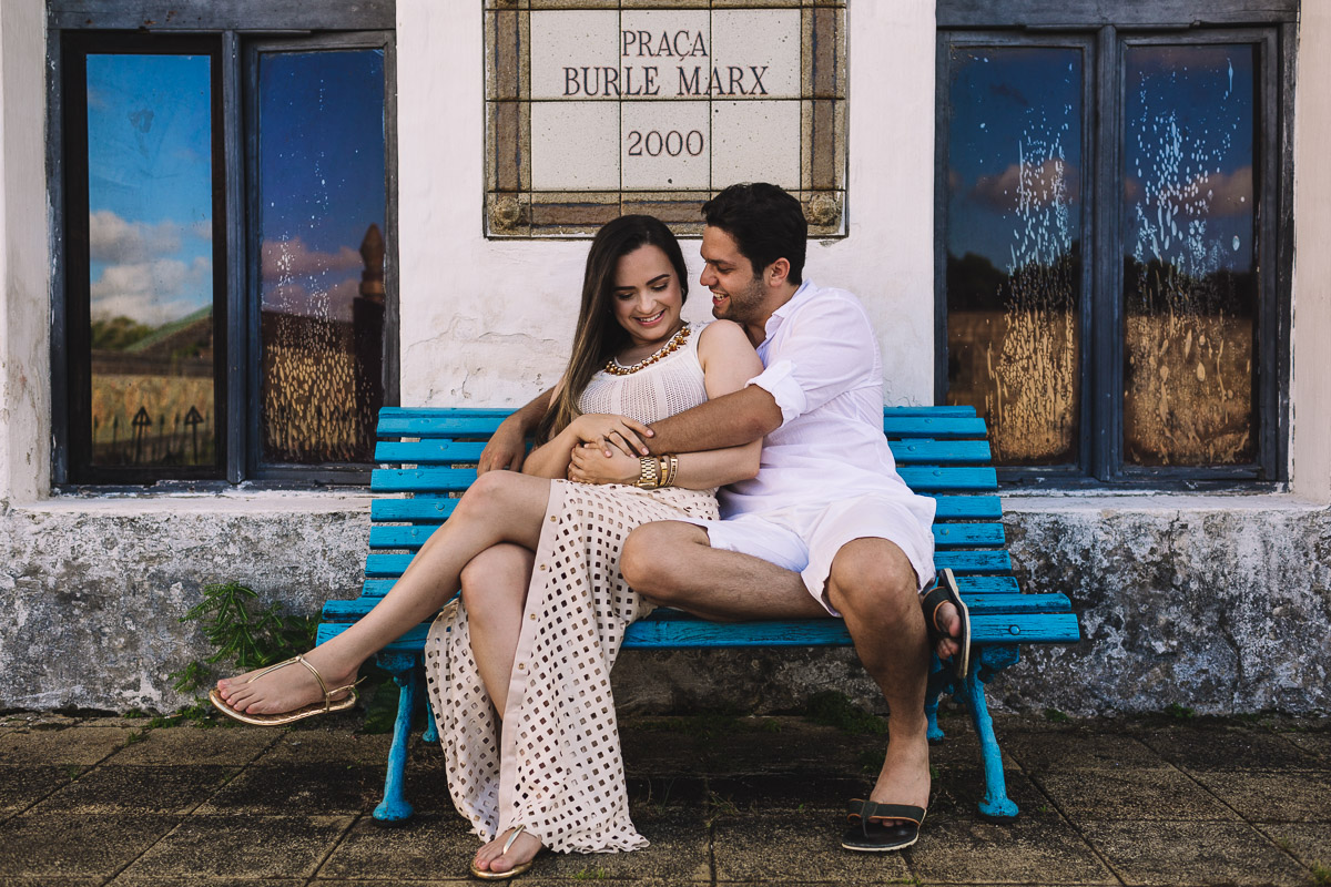ensaio Casal Pre wedding na oficina Francisco Brennand em Recife de Swhellem e Lucas pelo SuperClick