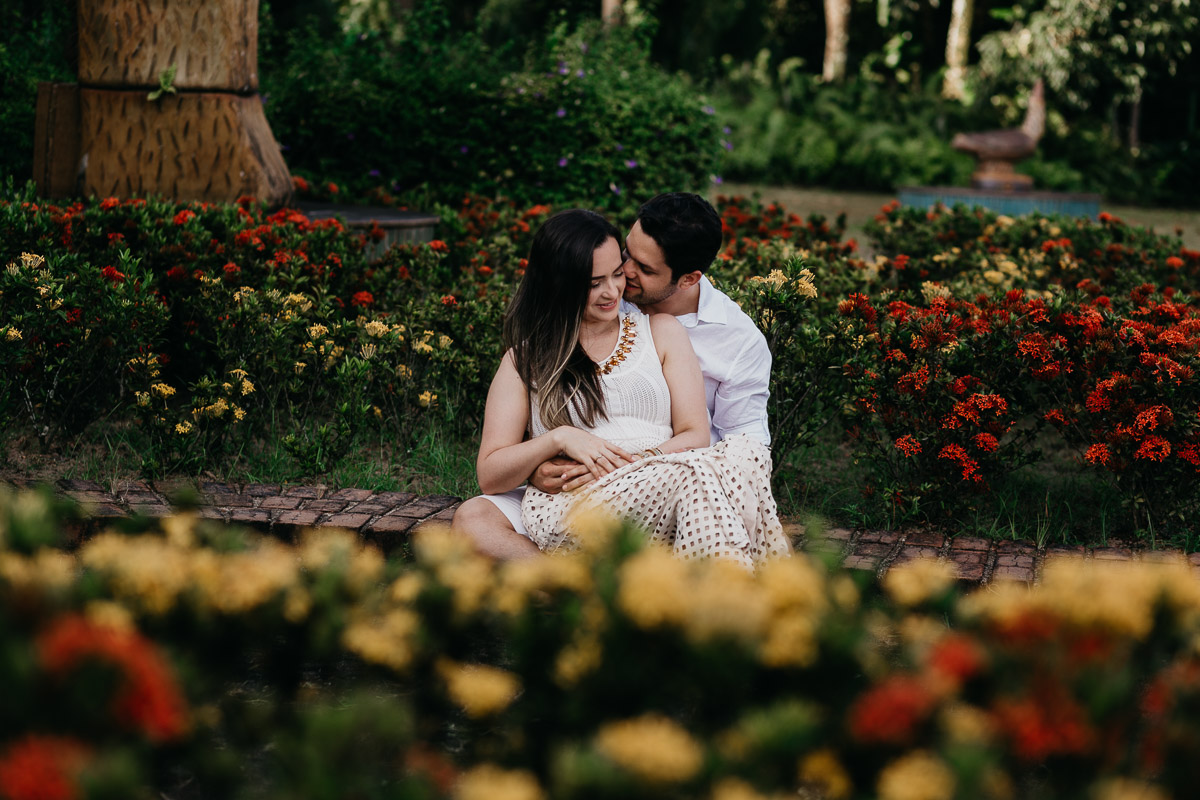 ensaio Casal Pre wedding na oficina Francisco Brennand em Recife de Swhellem e Lucas pelo SuperClick