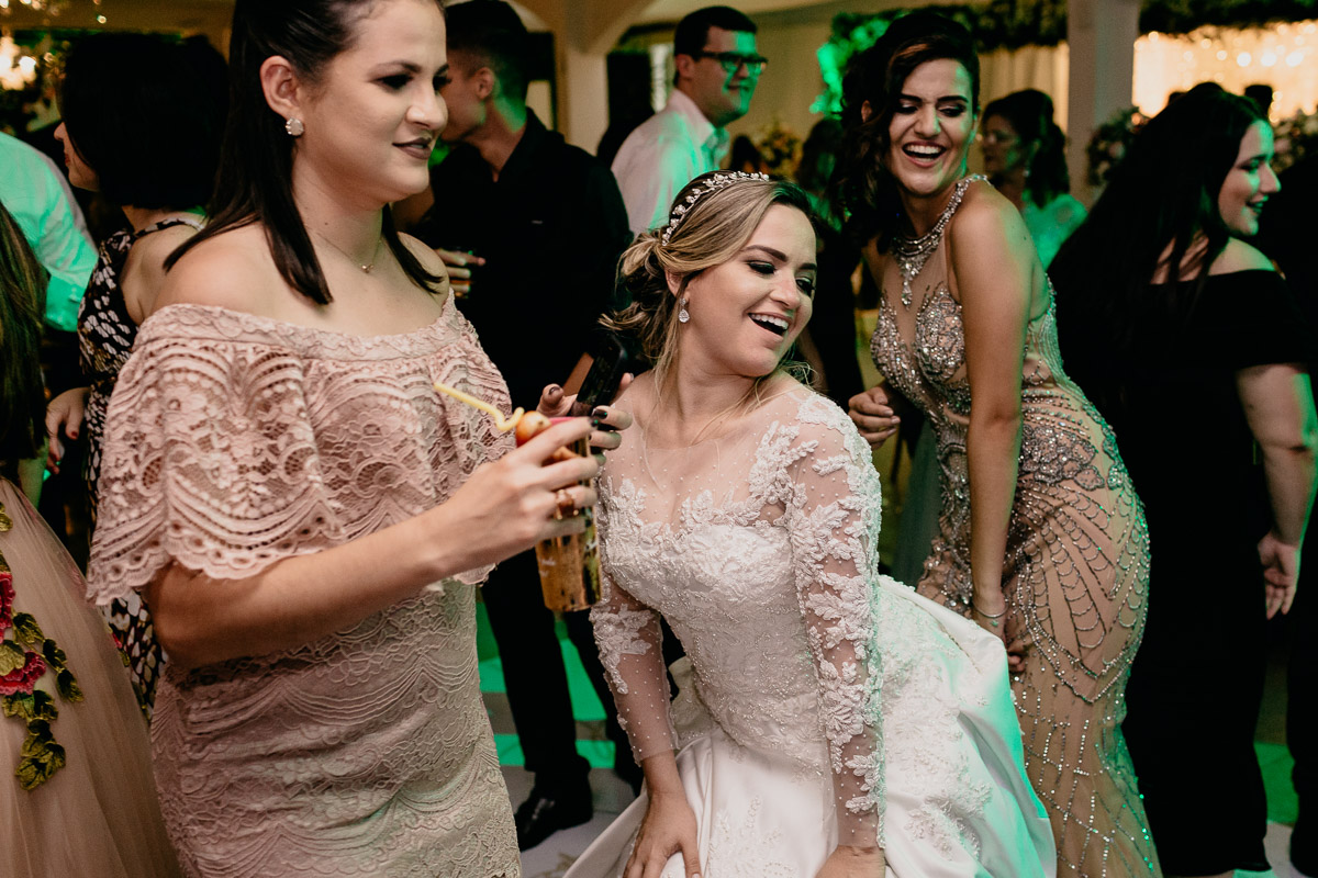 Fotografia de casamento Swhellem e Lucas em Surubim Pernambuco fotografado pelo SuperClick