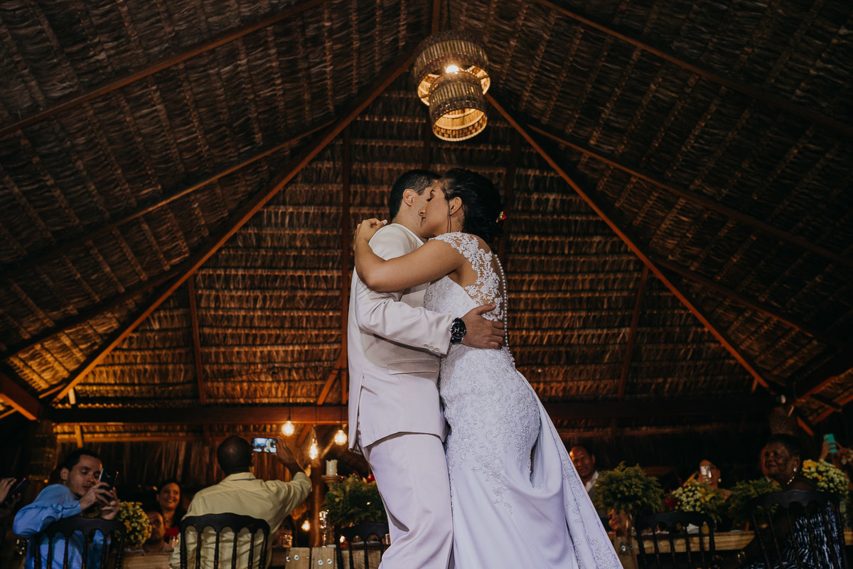 Fotografia de casamento Recife Pernambuco Paiva Itapuama Paradise SuperClick Carla e Junior