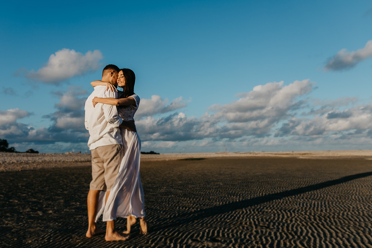 saio casal pre wedding talita e fernando em maracaipe pelo superclick