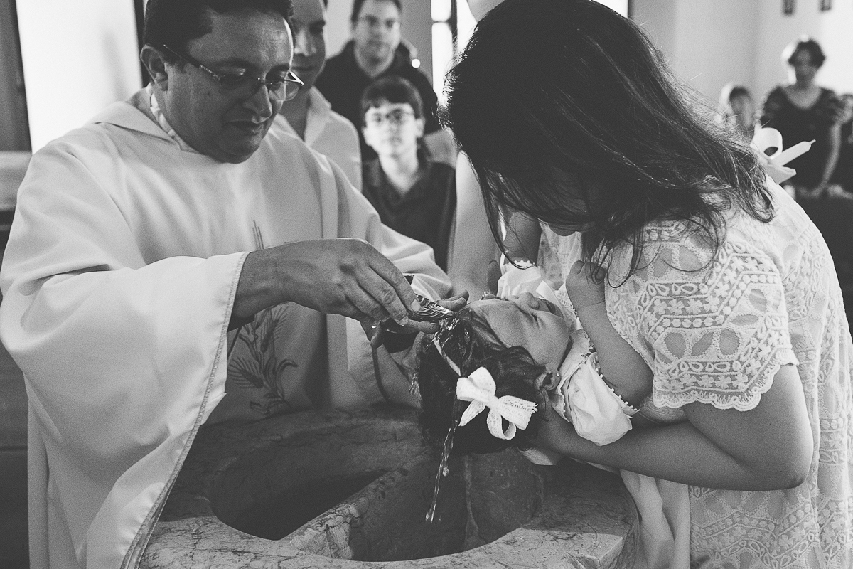 batizado de maria eduarda na igreja nossa senhora das dores fotografado pelo super click