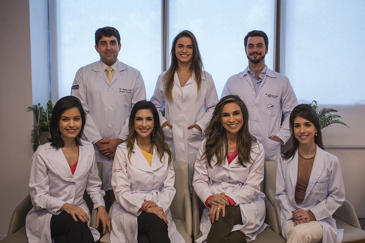 Fotografia corporativa clinica donna pelle