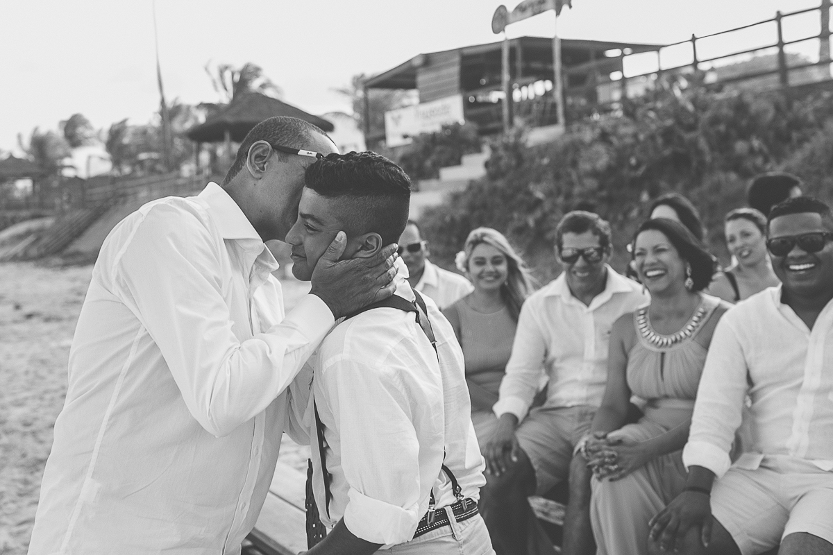Fotografia casamento de dia em porto de galinhas de Eliane e Rodrigo feito por claudio cerri para o Super Click