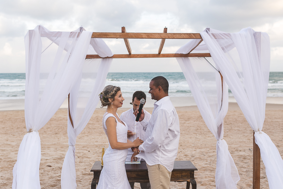 Fotografia casamento de dia em porto de galinhas de Eliane e Rodrigo feito por claudio cerri para o Super Click