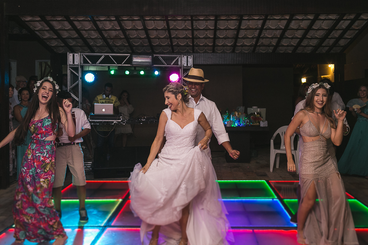 Fotografia casamento de dia em porto de galinhas de Eliane e Rodrigo feito por claudio cerri para o Super Click