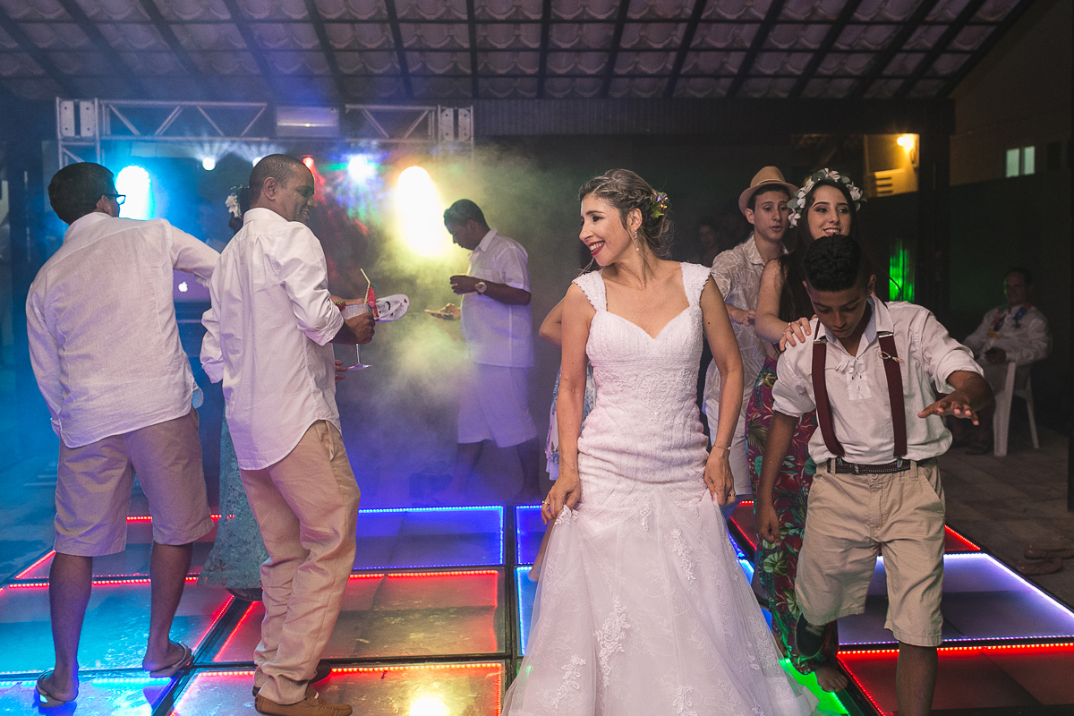 Fotografia casamento de dia em porto de galinhas de Eliane e Rodrigo feito por claudio cerri para o Super Click