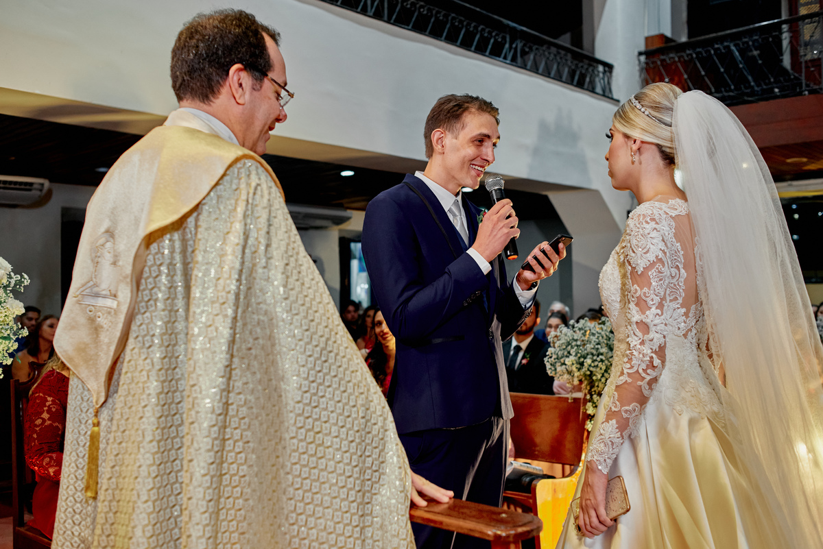 Fotografia de casamento Mayara e Betinho cerimonia igrejinha de boa viagem Recife