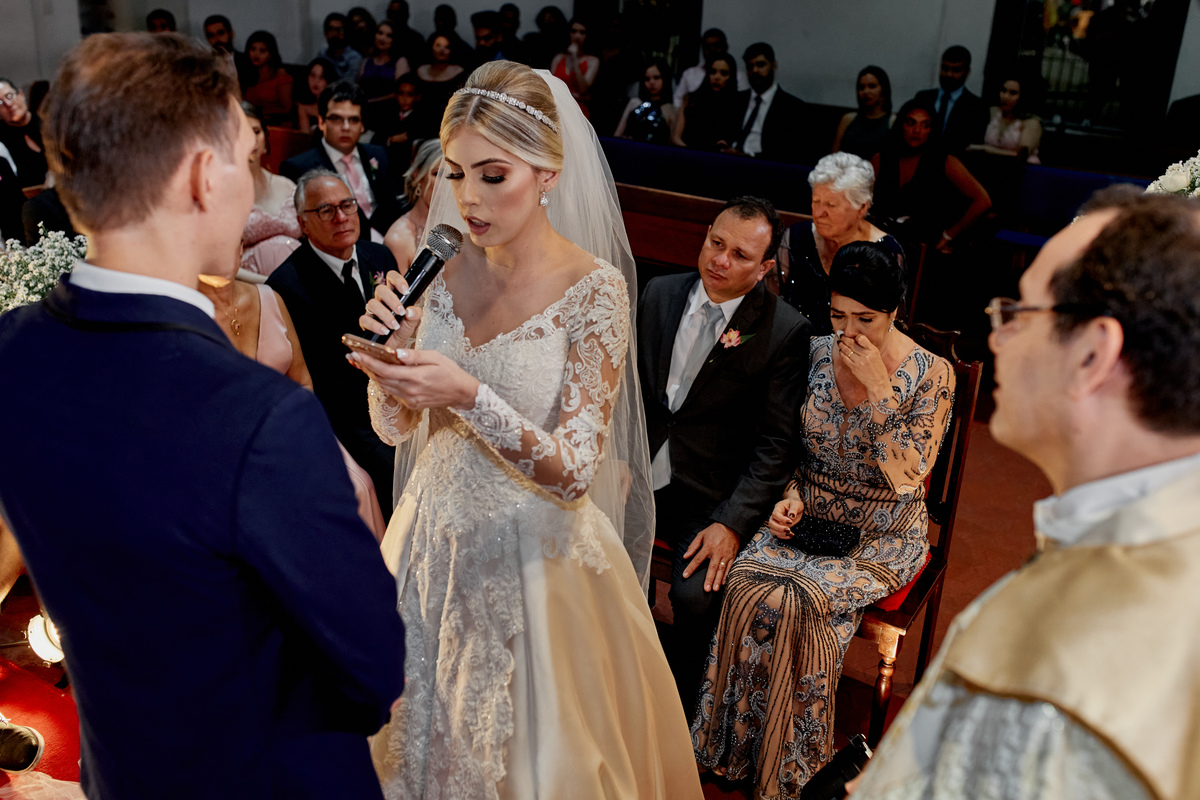 Fotografia de casamento Mayara e Betinho cerimonia igrejinha de boa viagem Recife