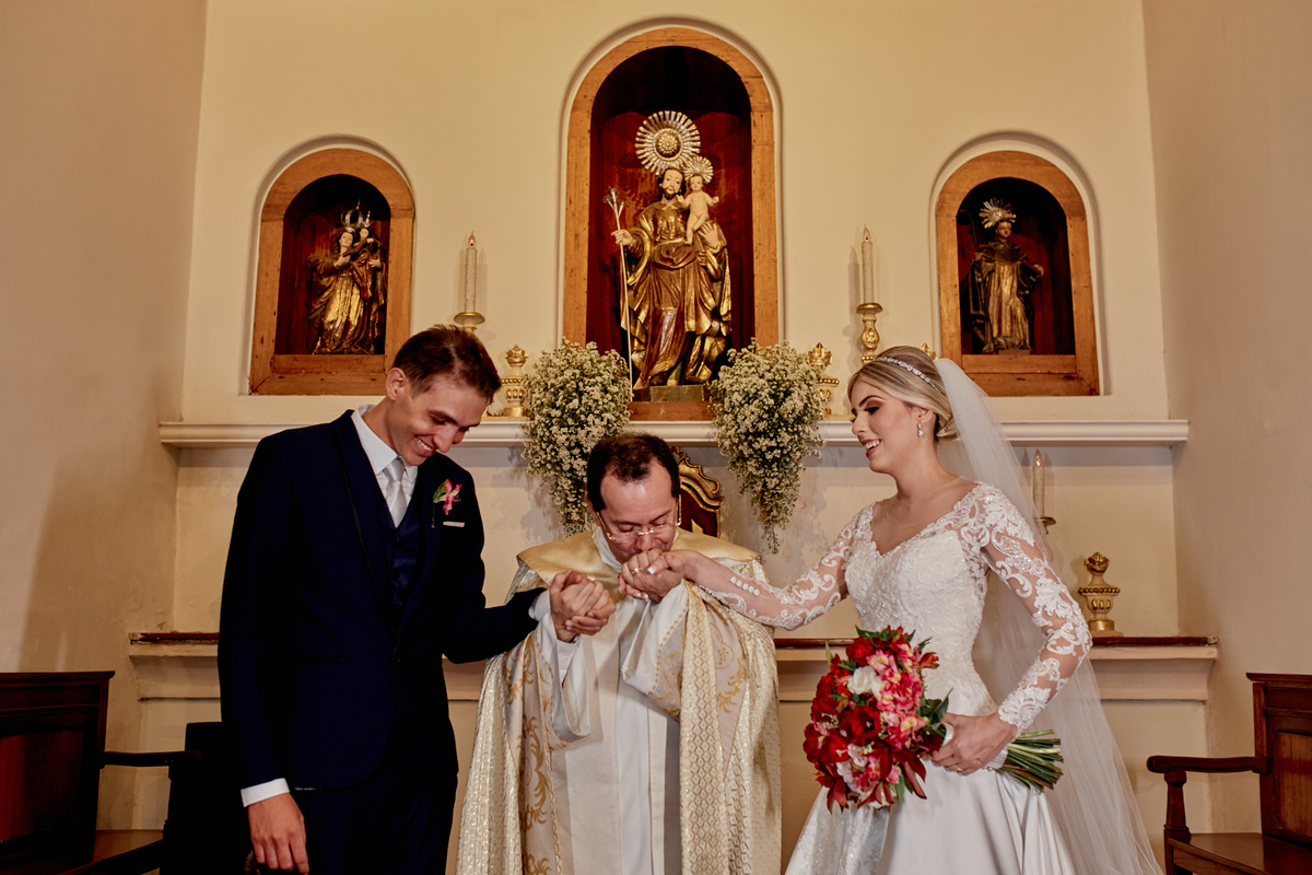 Fotografia de casamento Mayara e Betinho cerimonia igrejinha de boa viagem Recife