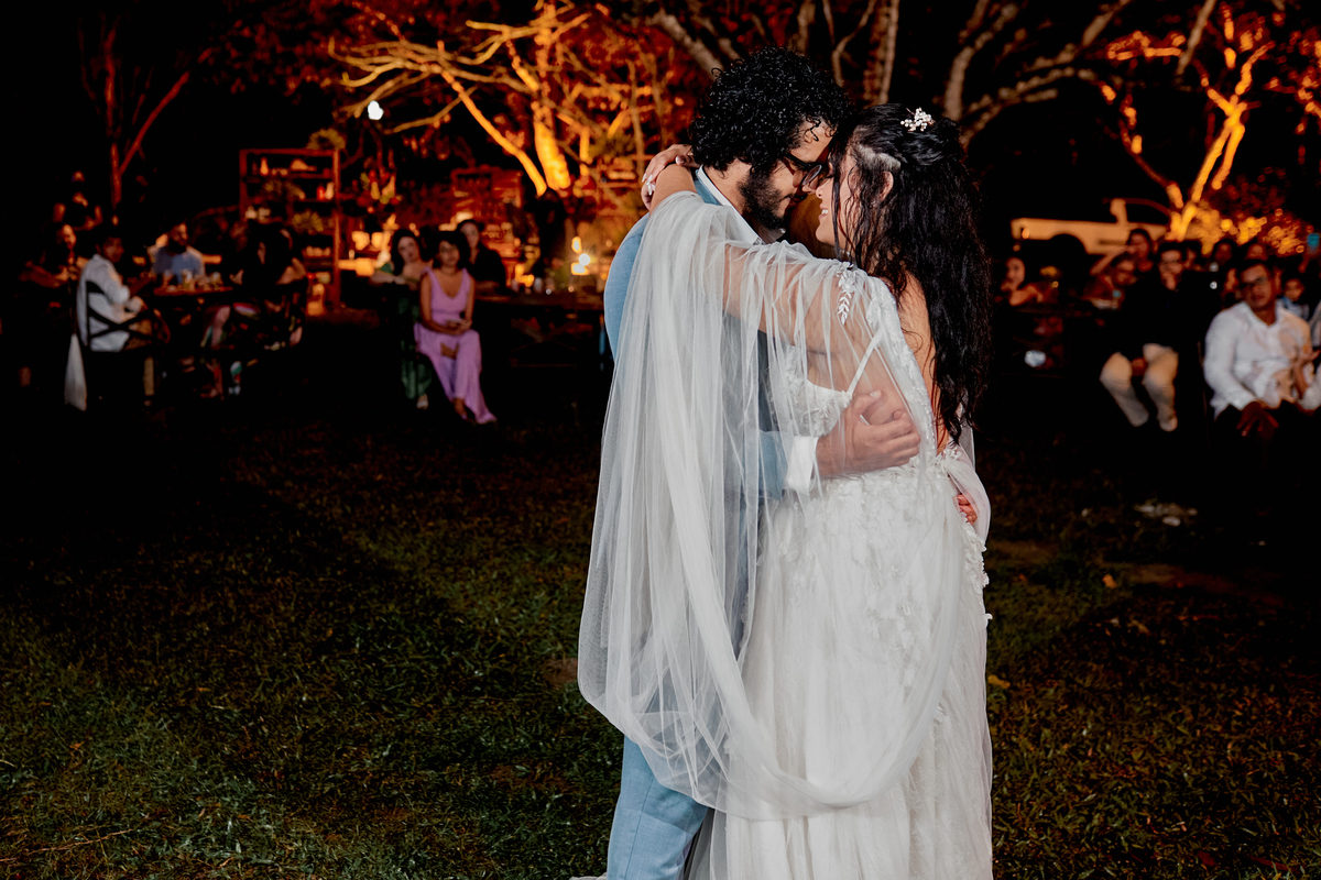 Casamento Leticia e Willian, fotografia de casamento, superclick, casamento de dia, casamento em aldeia