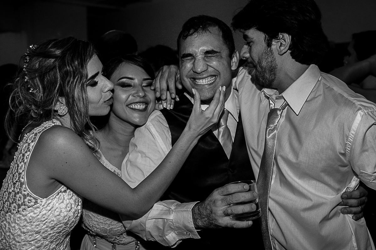 Fotografia de Casamento Lores e Rafa em Santa Terezinha feita por Claudio Cerri Fotografo de casamento de Recife PE para o Super Click