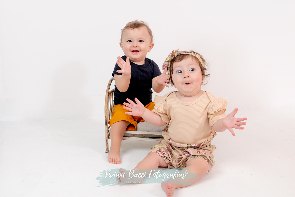 Guilherme e Mariana - 11 meses