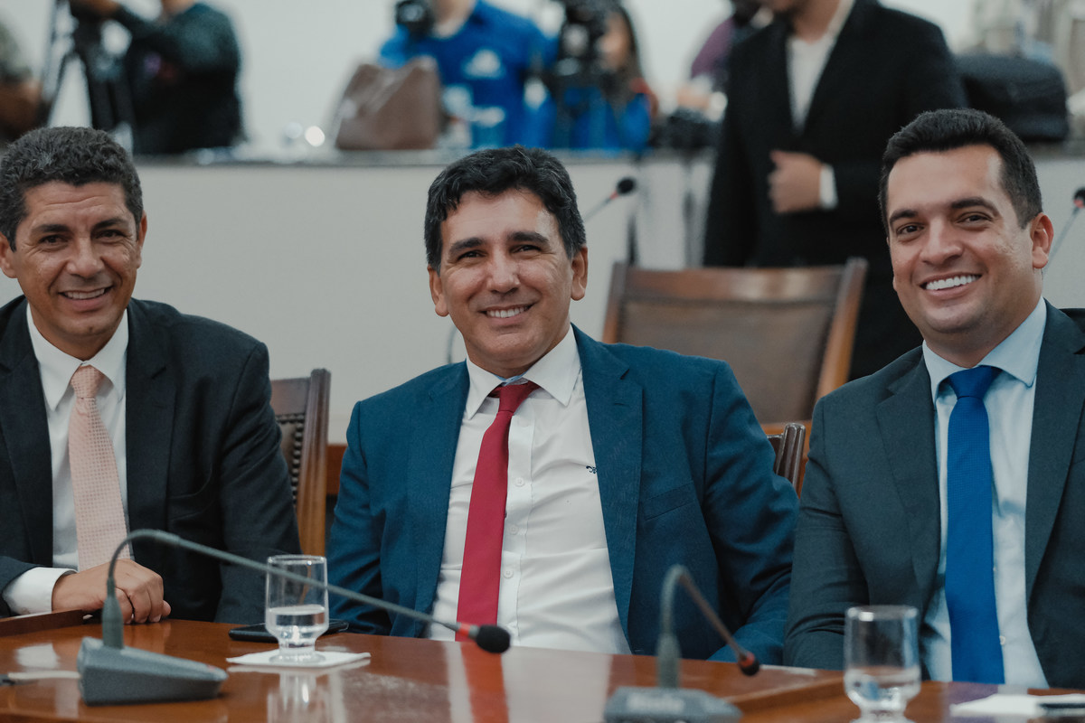 corporativo, deputados, assembleia, cerimonia de posse, fotografo premiado, ensaio, politica, fotografo de politico, palmas, tocantins, ensaio político, glauber, glauber matos, matos, estudio, fotografo em palmas, fotografia, publicidade