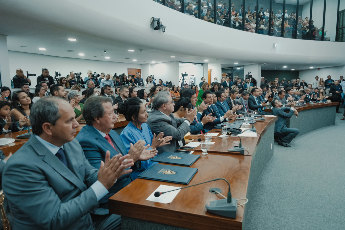 corporativo, deputados, assembleia, cerimonia de posse, fotografo premiado, ensaio, politica, fotografo de politico, palmas, tocantins, ensaio político, glauber, glauber matos, matos, estudio, fotografo em palmas, fotografia, publicidade