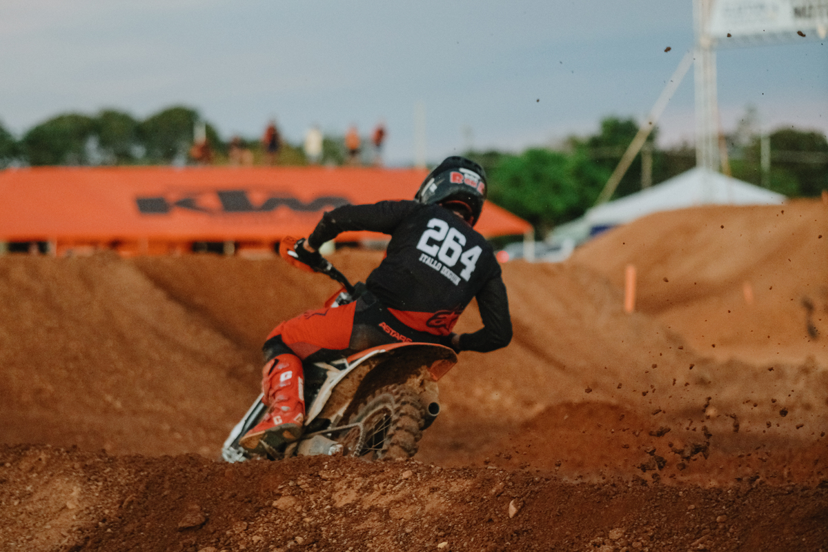 Glauber, glauber matos, glauber matos fotografia, palmas, tocantins, brasil, motocross, motocross brasil, publicidade, retratos, aventura, campeonato, campeonato de motocross
