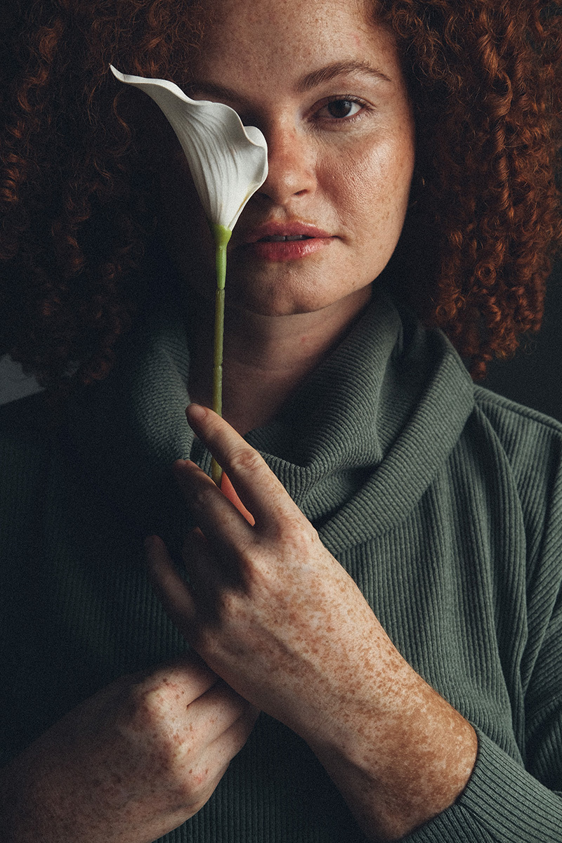 beleza, mulheres, mulher, preta, ruiva, cabelo cacheado, editorial, palmas, tocantins, copo de leite, ensaio de estudio, fotogrado premiado, beauty, publicidade, cabelo,