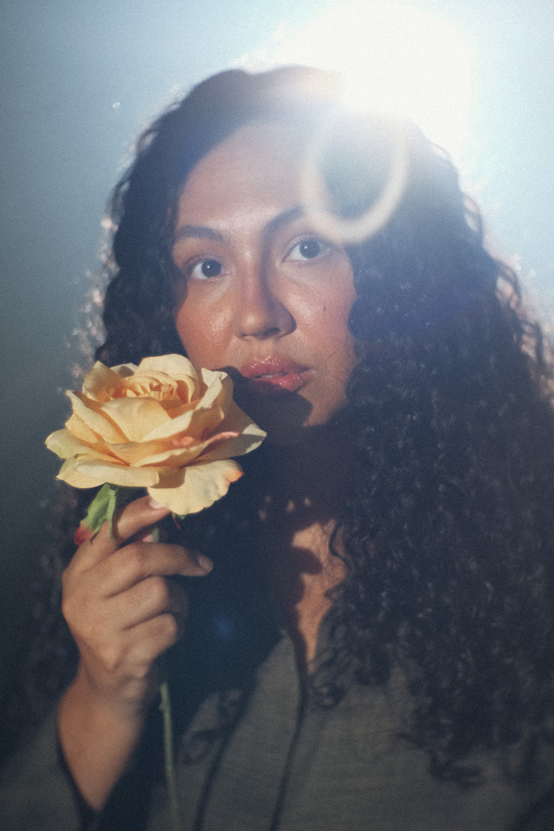 beleza, mulheres, mulher, preta, ruiva, cabelo cacheado, editorial, palmas, tocantins, copo de leite, ensaio de estudio, fotogrado premiado, beauty, publicidade, cabelo,