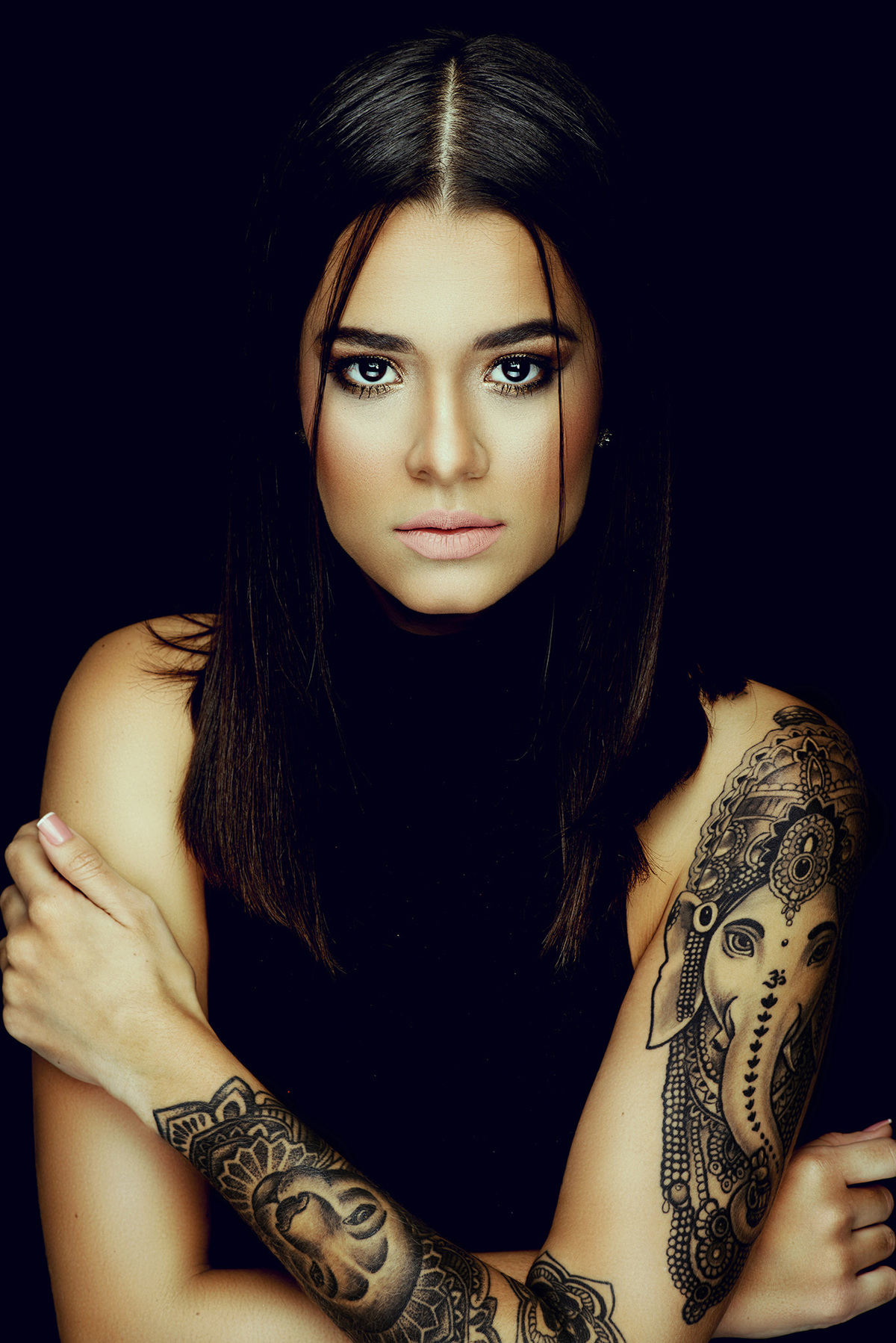 makeup, instamakeup, cosmetic, cosmetics, glaubermatos, fashion, eyeshadow, lipstick, gloss, mascara, palettes, eyeliner, palmastocantins, lips, editorial, concealer, foundation, powder, eyes, eyebrows, lashes, lash, vegasnay, glitter, crease, primers