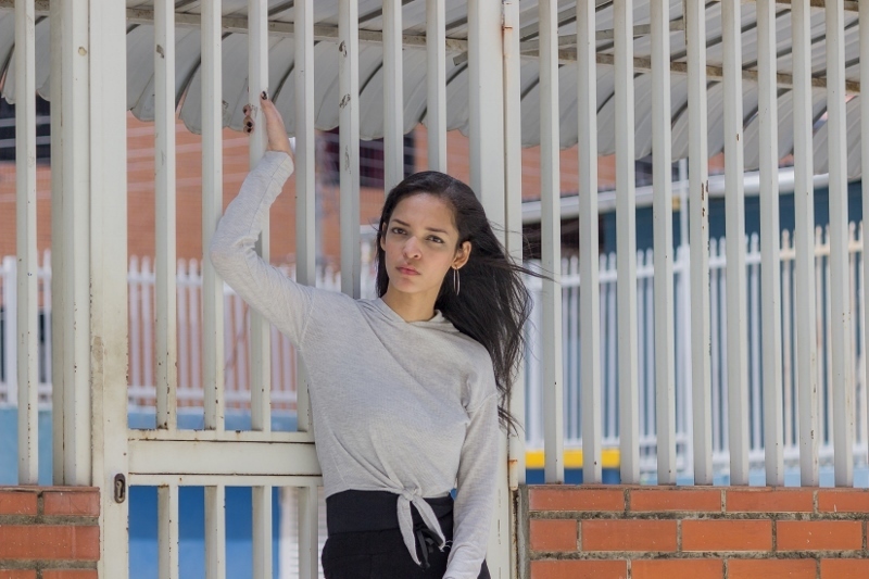 valentina-closeup-rejas