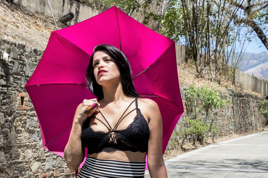 michaela+calvario+sombrilla2