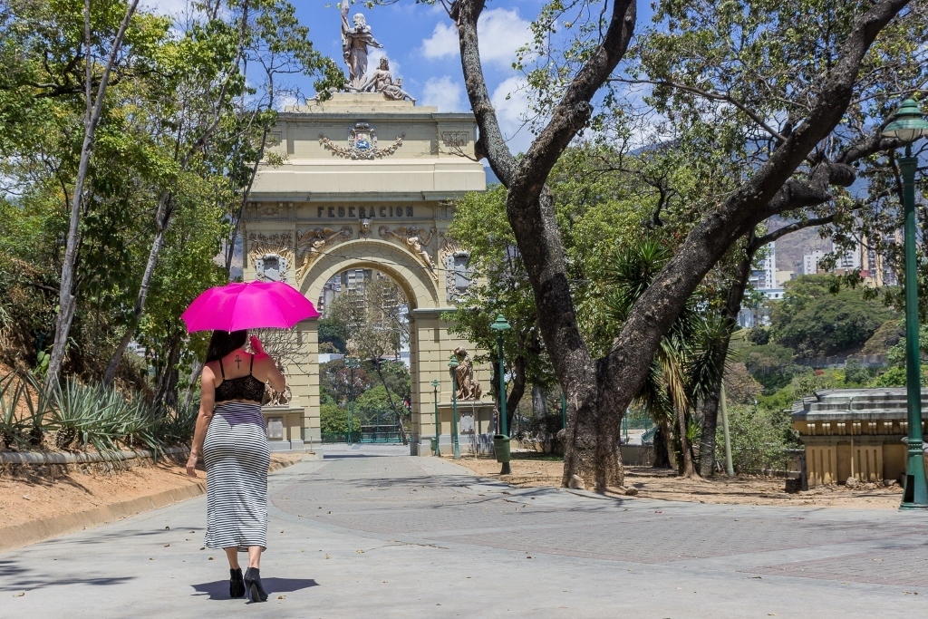 michaela+calvario+sombrilla10