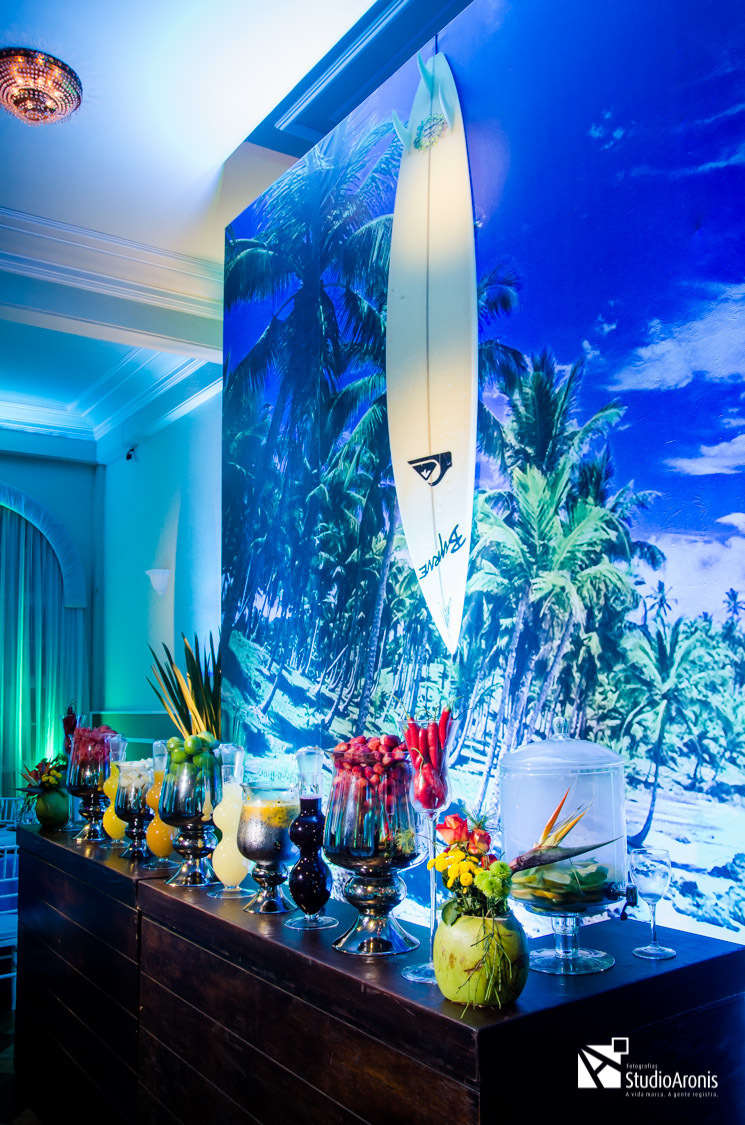 Ilha de caipirinhas em Bar MItzvah no Salão Imperatriz do Leopoldina Juvenil em Porto Alegre - Rio Grande do Sul - Brasil - Alla Festas e Eventos