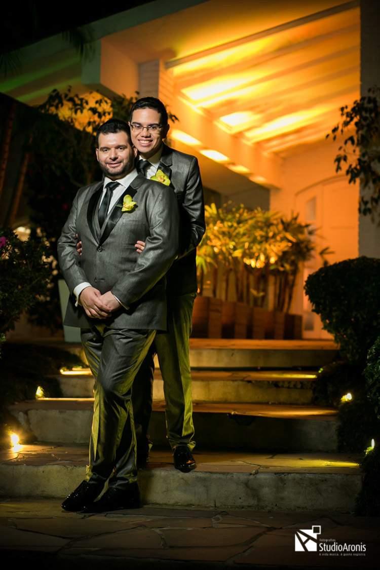 Book dos noivos em Casamento - Poses de fotos