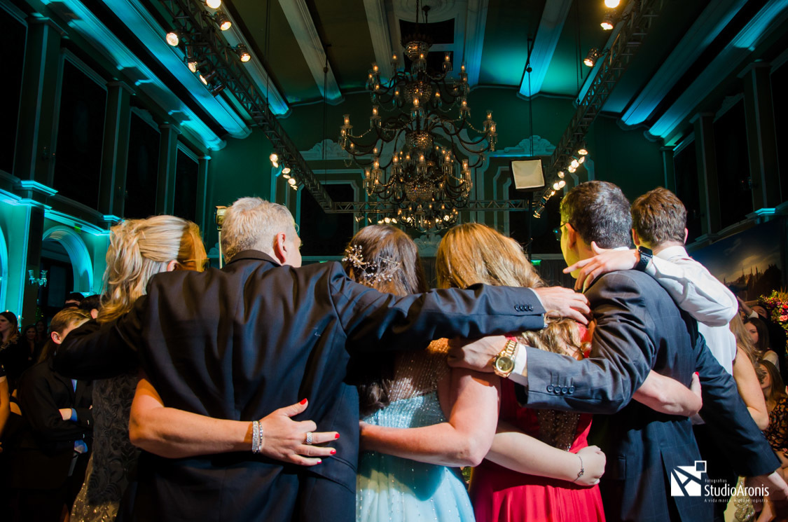 Fotos descontraídas de bat mitzvah - cerimônia de acendimento das 12 velas judaicas