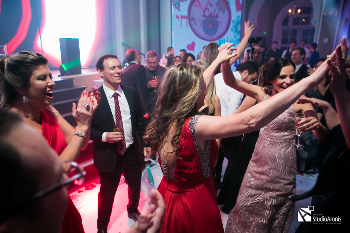 Festas animadas de bat mitzvah