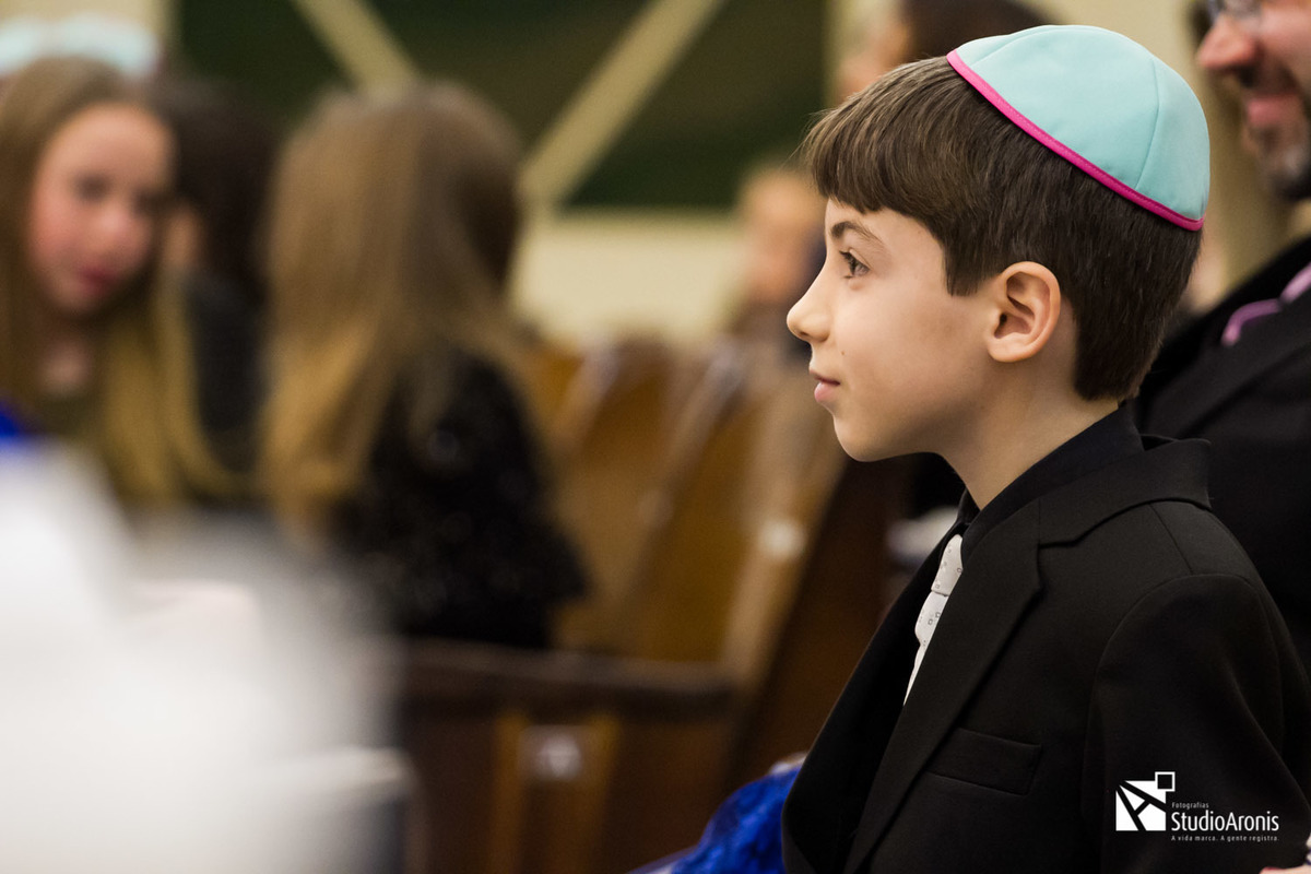 Bat Mitzvah Portrait - Festas Judaicas - Jewish - Pictures - Images