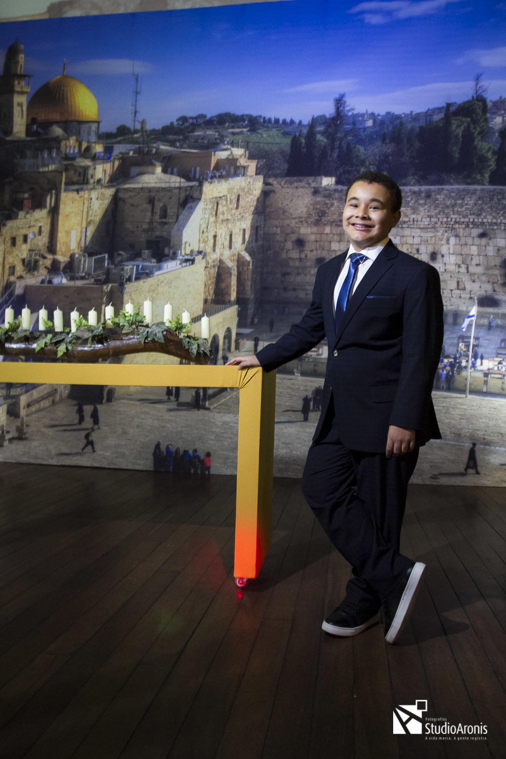 menino em festa de bar mitzvah - 13 anos - judaísmo - israel - porto alegre - studio aronis - fotógrafo de bar mitzvah
