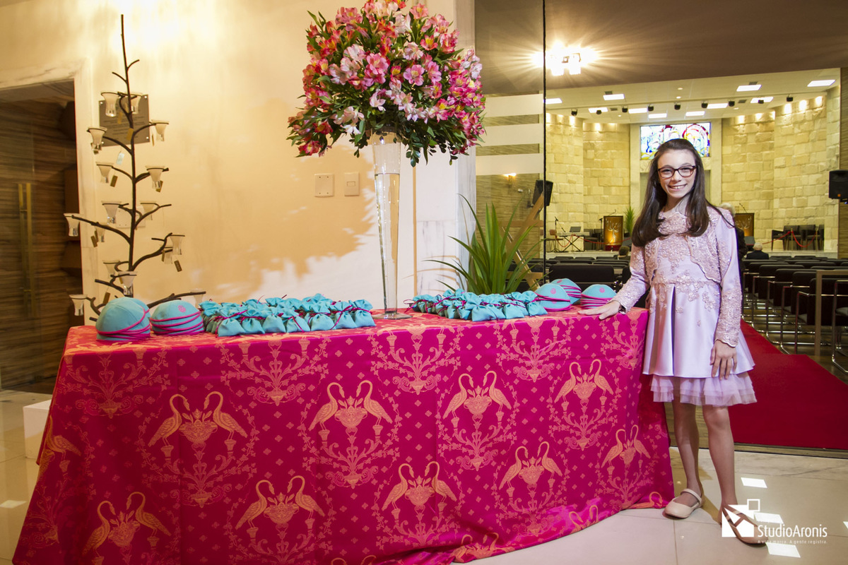 Fotos de Bat Mitzvah na Sinagoga Sibra RS Porto Alegre Judaísmo Cerimônia Judaica Studio Aronis Fotografias Mesa de Kipót Entrada da Sinagoga