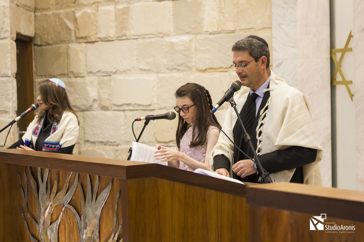 Fotos de Bat Mitzvah na Sinagoga Sibra RS Porto Alegre Judaísmo Cerimônia Judaica Studio Aronis Fotografias Rabino Guershon