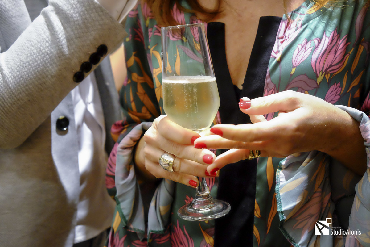 Inauguração Franquia Loja Natura em Porto Alegre Galeria Chaves Expressão Aqui tem Natura espumante