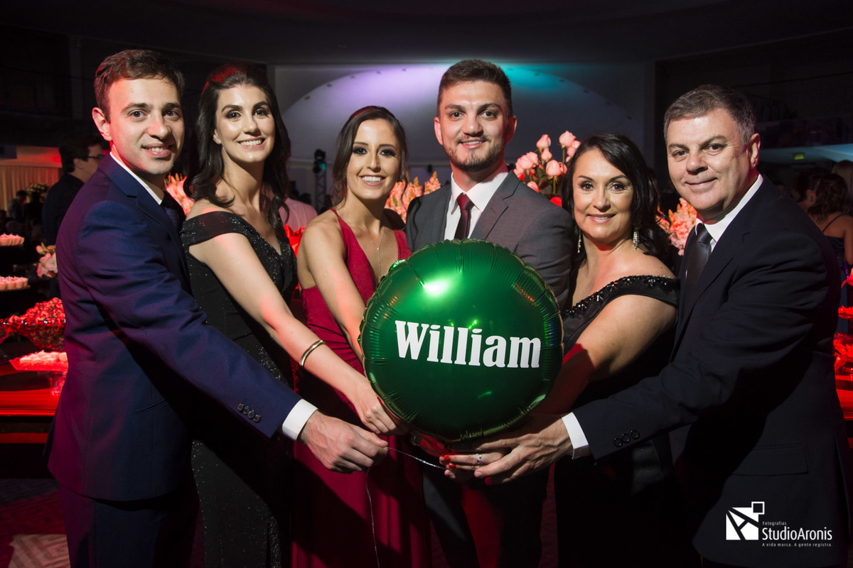 Fotos de Família em Recepção de Formatura em Porto Alegre - Studio Aronis Fotografias