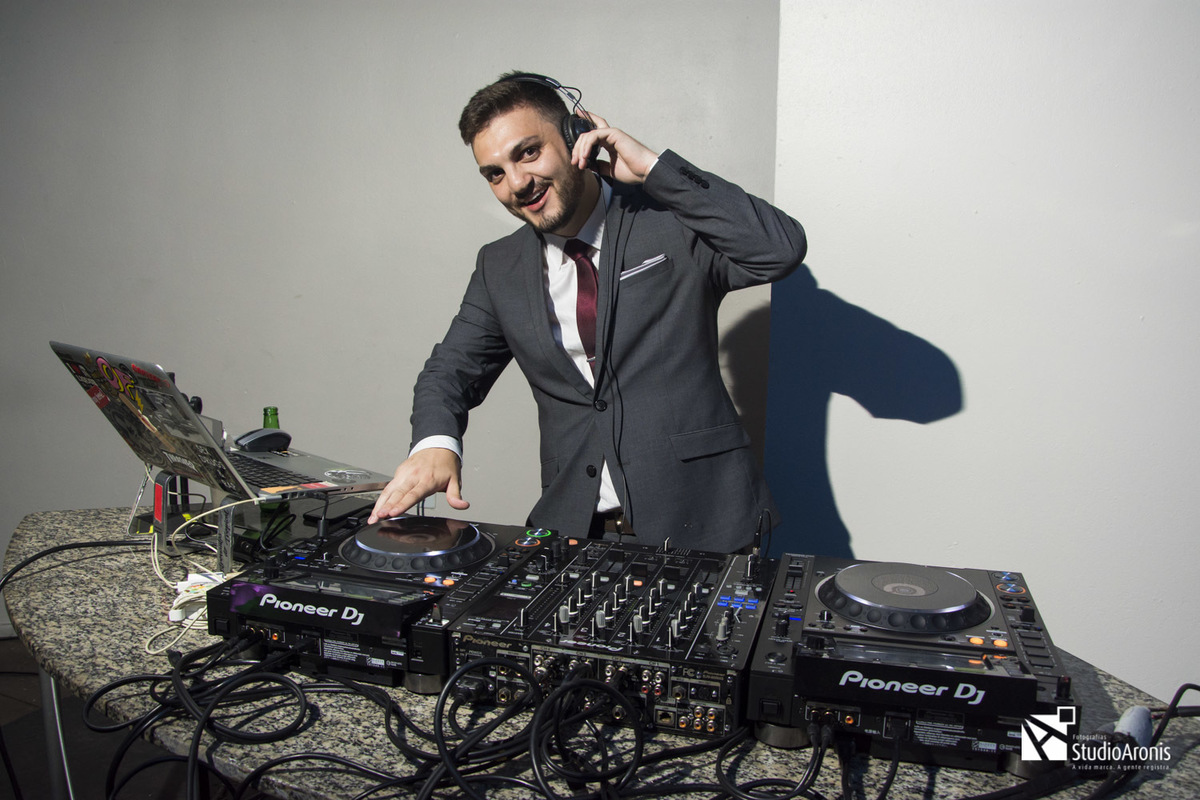 Formando DJ