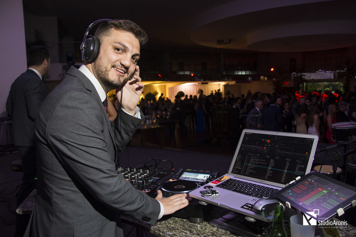 Formando DJ