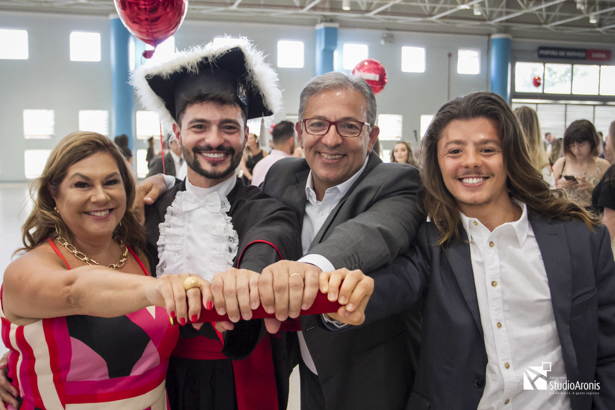 Fotos de Formatura - Porto Alegre - Studio Aronis Fotografias - Direito - PUCRS