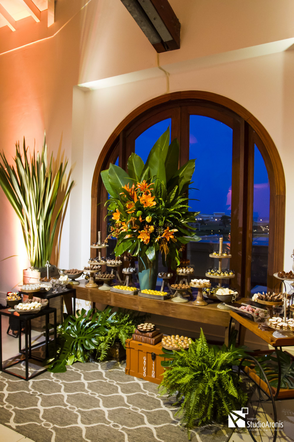 Fotos decoração mesa de doces formatura alla festas suanni finkelstein studio aronis fotografias