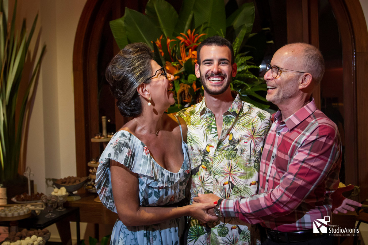Fotos família formando formatura alla festas suanni finkelstein studio aronis fotografias