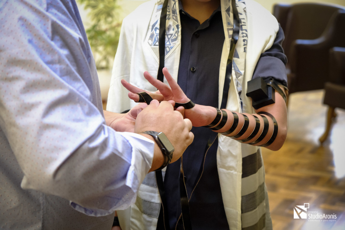 Bar Mitzvah - Sinagoga União Israelita - Porto Alegre - Bar Mitzva - Studio Aronis - Fotos - Judaísmo - Judaico - Tradição - tefilin - talid - kipá