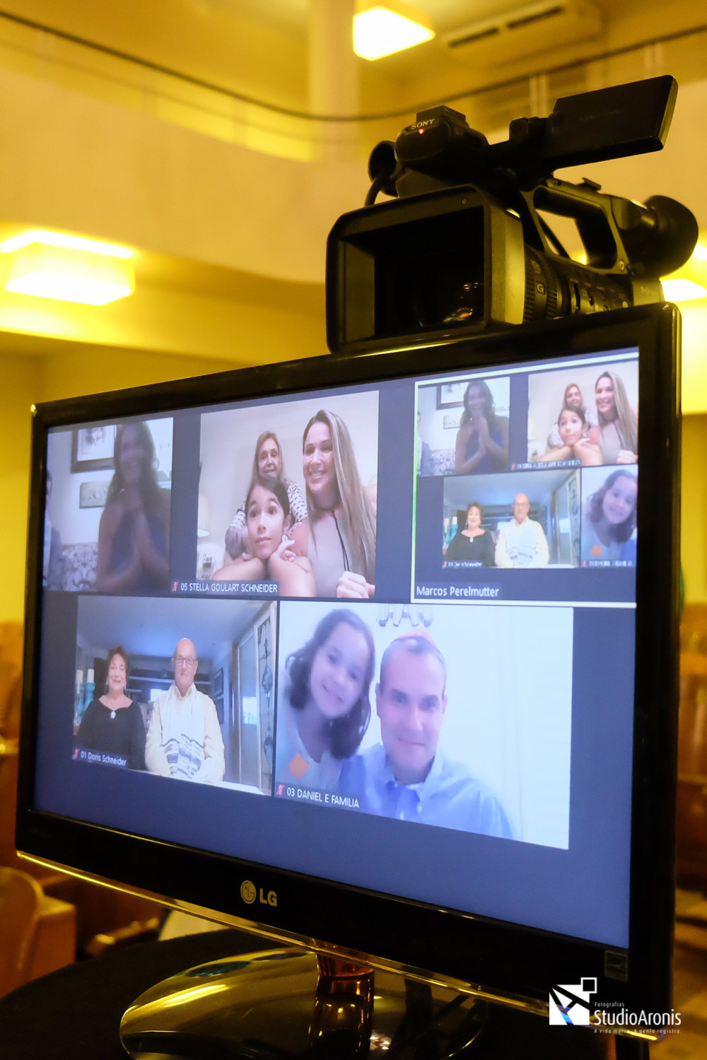 Transmissão ao vivo na Sinagoga