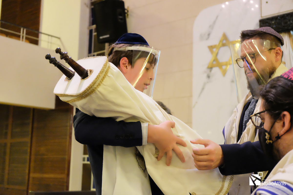 Rabino Marcos Perelmutter - Sinagoga Centro Israelita Porto Alegrense - Bar Mitzvah - Leitura da Torah