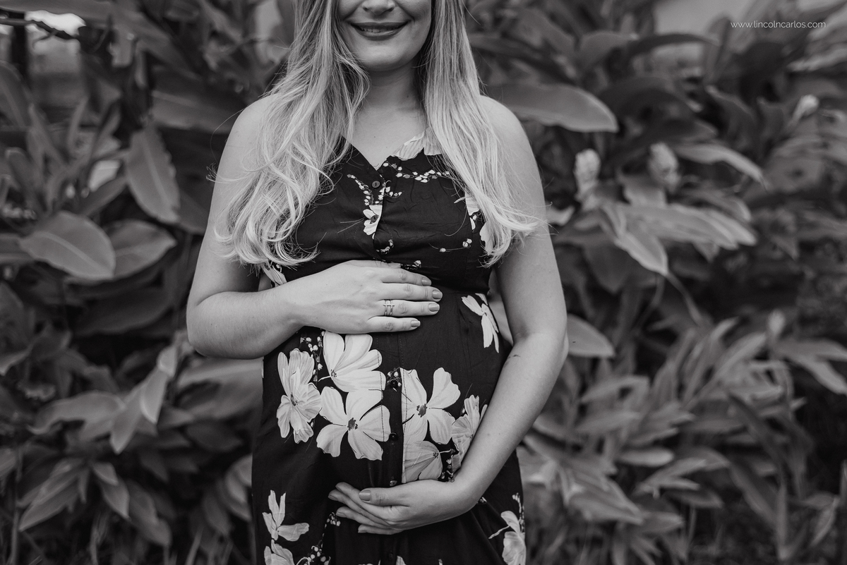 restaurante-pinheiro-martinho -campos-mg- ensaio-gestante-vestido-floral-para-gravidas-jordania-evitor -lincoln carlos